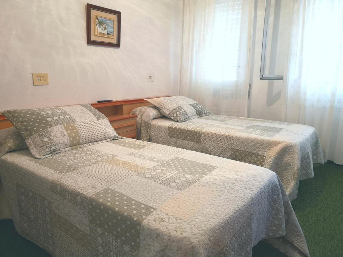 Hostal Vina Outes Eksteriør bilde